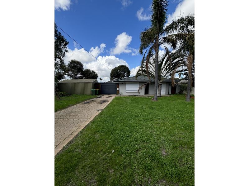 6 Durras Place, South Lake WA 6164