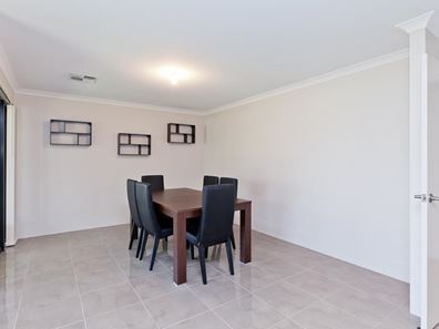 24 Mayali Bend, Banksia Grove WA 6031