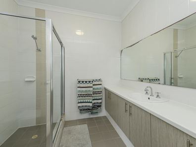 27 Starboard Road, Yanchep WA 6035