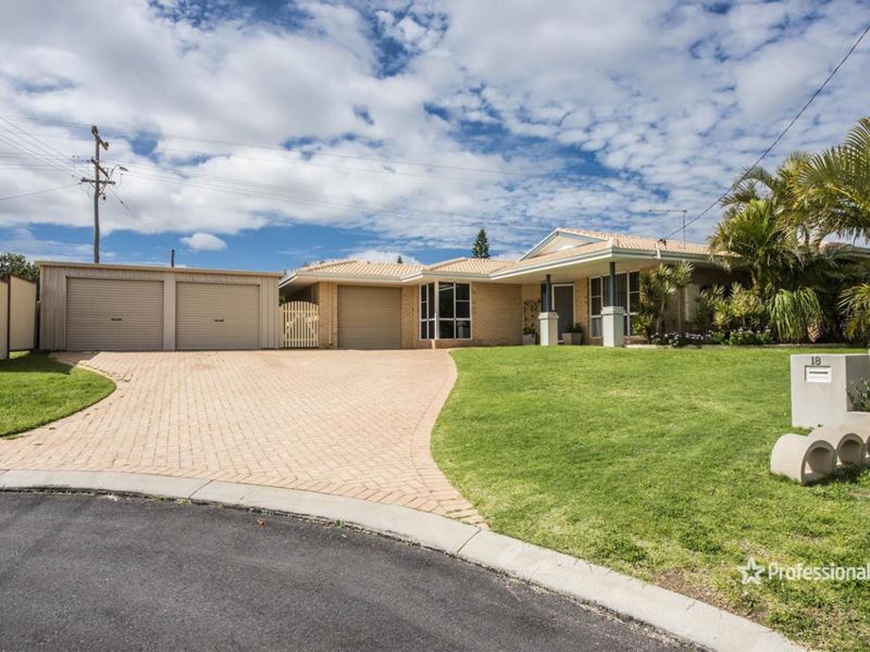 18 Falmouth Close, Tarcoola Beach WA 6530