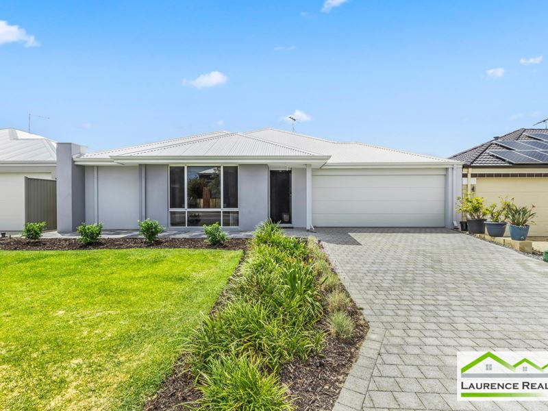 12 Debelle Way, Clarkson