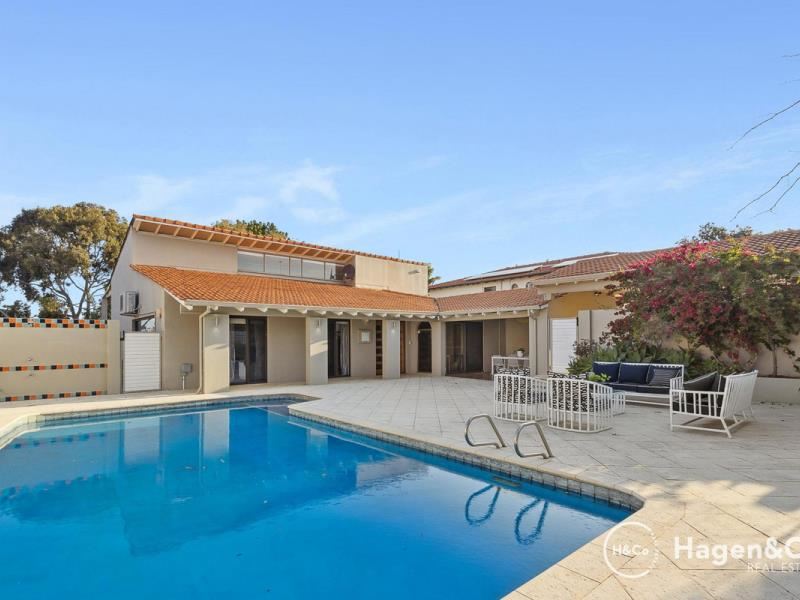 15 Coronation Street, Doubleview
