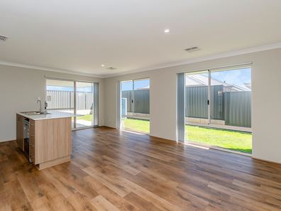 35 Huntington Street, Madora Bay WA 6210