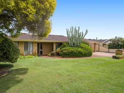 13 Solas Road, Morley WA 6062