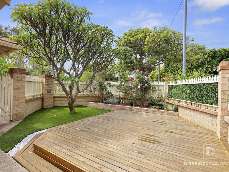 2/11 Bradley  Street, Yokine WA 6060