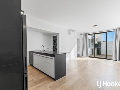 Unit 305/14 Cecil Avenue, Cannington WA 6107