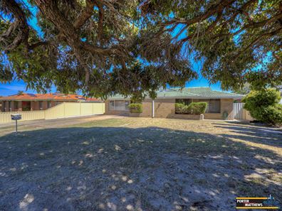 11 Solandra Way, Forrestfield WA 6058