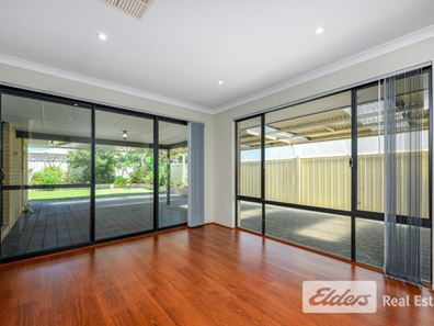 13 Chalice  Rise, Lakelands WA 6180