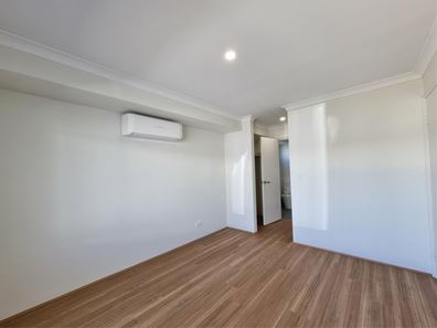 U 1,3,5,7,/35 Morley Street, Maddington WA 6109