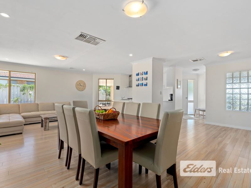 13 Waxberry  Close, Halls Head WA 6210