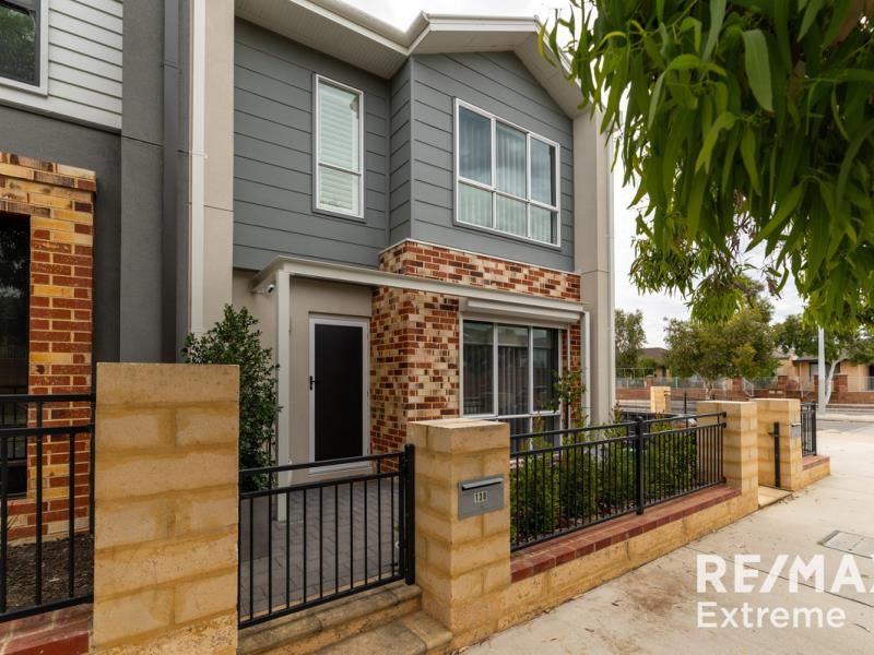 138 Joseph Banks Boulevard, Banksia Grove WA 6031