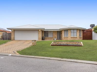 4 Laurel Turn, Secret Harbour WA 6173