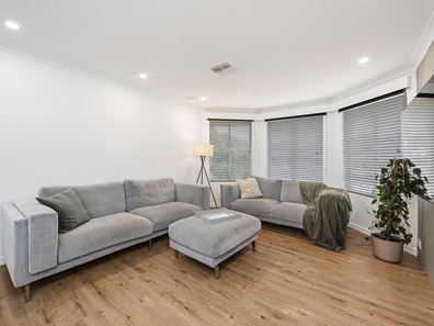 4 Laurel Turn, Secret Harbour WA 6173