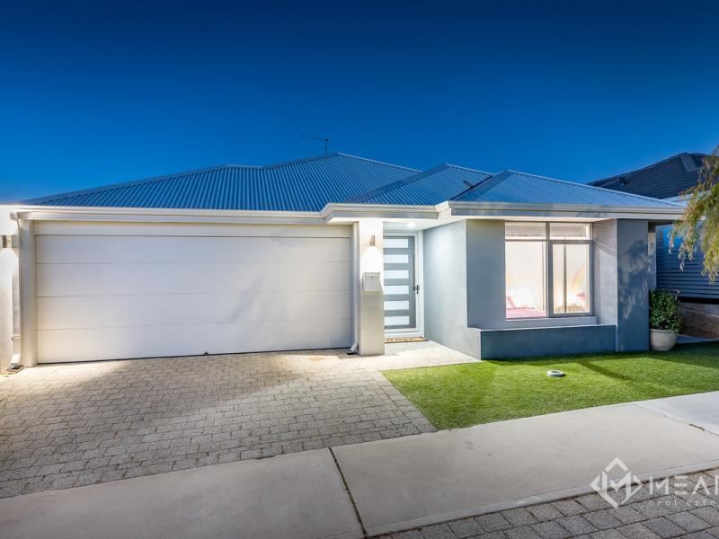 27 Alizarin Loop, Eglinton WA 6034