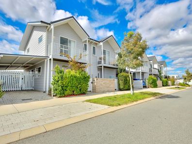 27 Friston Street, Hilbert WA 6112