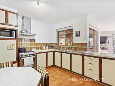 39 Corella Street, Stirling WA 6021