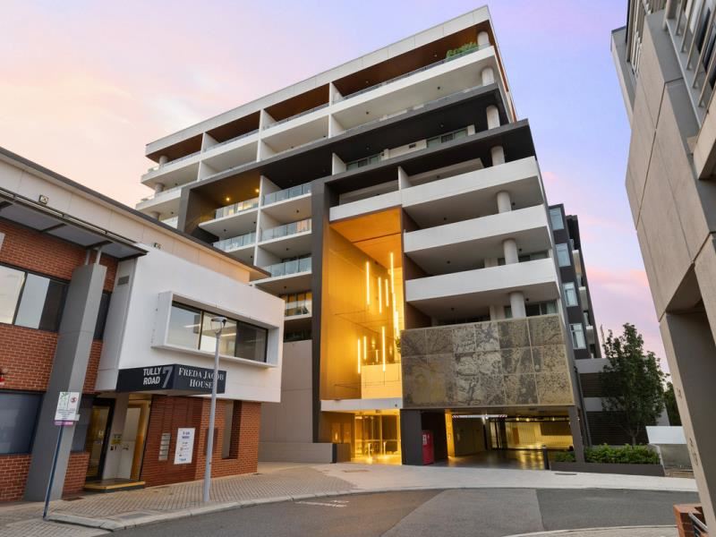 602/9 Tully Road, East Perth
