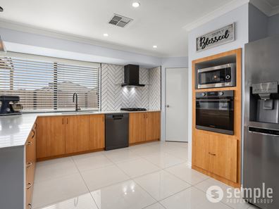 2 Florida Green, Success WA 6164