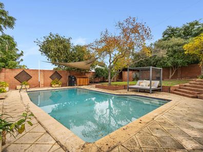 7 Rowan Place, Woodlands WA 6018