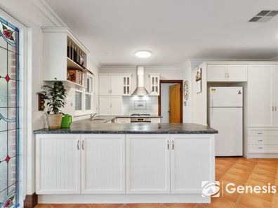 11 Second Avenue, Woodbridge WA 6056