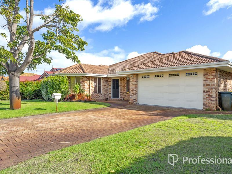 35 Barton Drive, Australind WA 6233