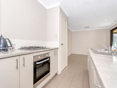 117 Piara Drive, Piara Waters WA 6112