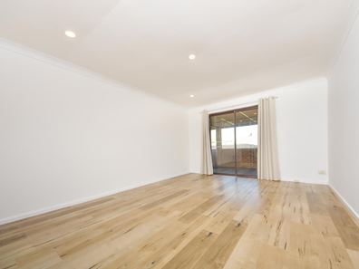 13 Powis Way, Warnbro WA 6169