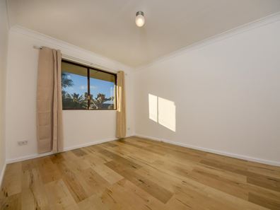 13 Powis Way, Warnbro WA 6169
