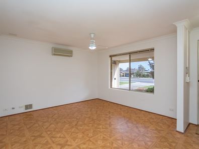 161 Seville Drive, Seville Grove WA 6112