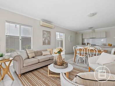 16 Solstice Bend, Wellard WA 6170