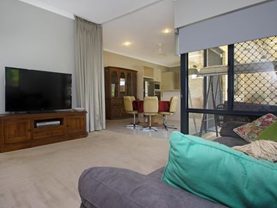 8/86 Ellersdale Avenue, Warwick WA 6024