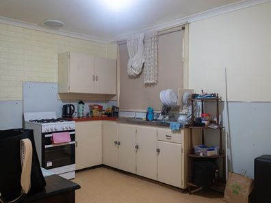 16 Snell Street, Merredin WA 6415