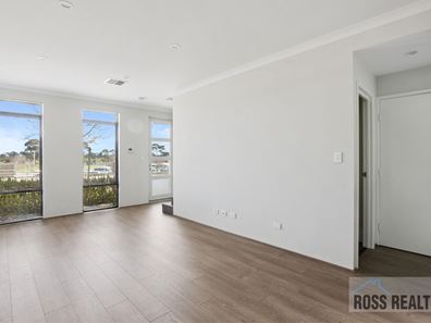 16 Fruin Loop, Ellenbrook WA 6069