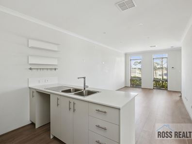 16 Fruin Loop, Ellenbrook WA 6069