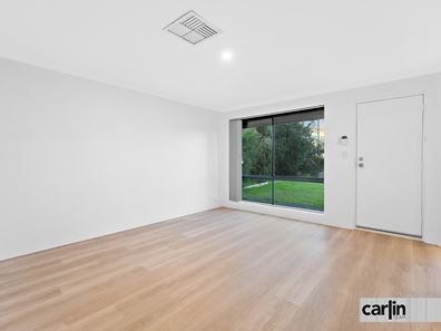 10 Covington Loop, Success WA 6164