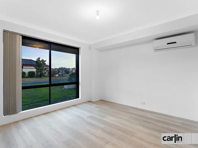 10 Covington Loop, Success WA 6164