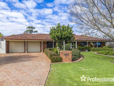 41 Wandearah Way, Kingsley WA 6026