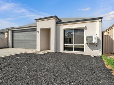 6 Lendich Pass, Maddington WA 6109