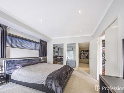 12 Warrington Road, Byford WA 6122