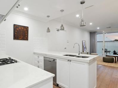 7/31 Connaught Street, West Leederville WA 6007