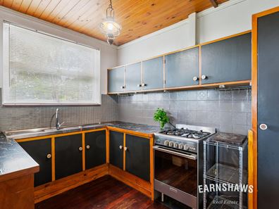 98 Old York Road, Greenmount WA 6056