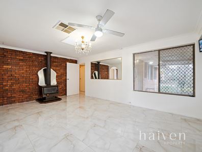 11 ASTINAL DRIVE, Gosnells WA 6110