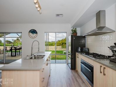 44 Sanctuary Circuit, Dawesville WA 6211