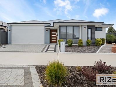 2 Beautiful Road, Banksia Grove WA 6031