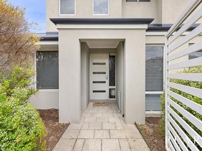 1/107 Parkin Street, Rockingham WA 6168