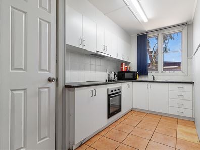 1-7/6 McRae Street, Wickham WA 6720