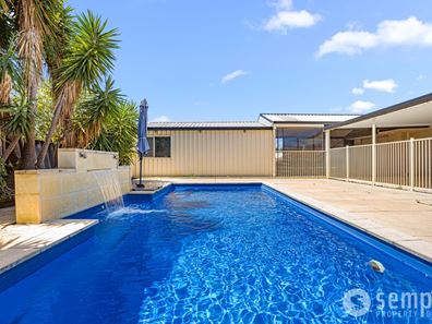 65 East Churchill Avenue, Beeliar WA 6164