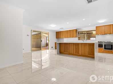 65 East Churchill Avenue, Beeliar WA 6164