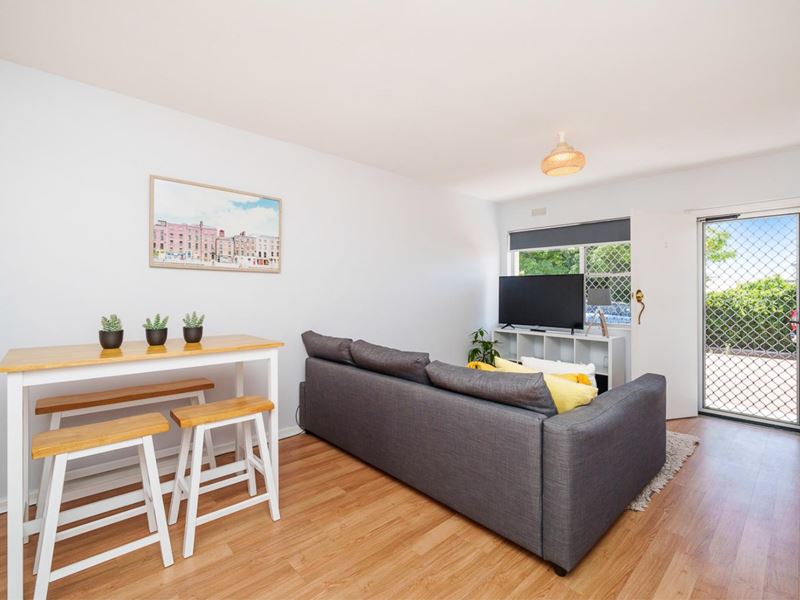 3/39 Scarborough Beach Road, Scarborough