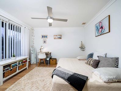 19 Borya Bend, Glen Iris WA 6230
